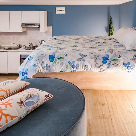 Ca De L'angelon -- Vittoria House 브렌조네 술 가르다