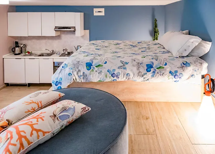 Ca De L'angelon -- Vittoria House Brenzone sul Garda